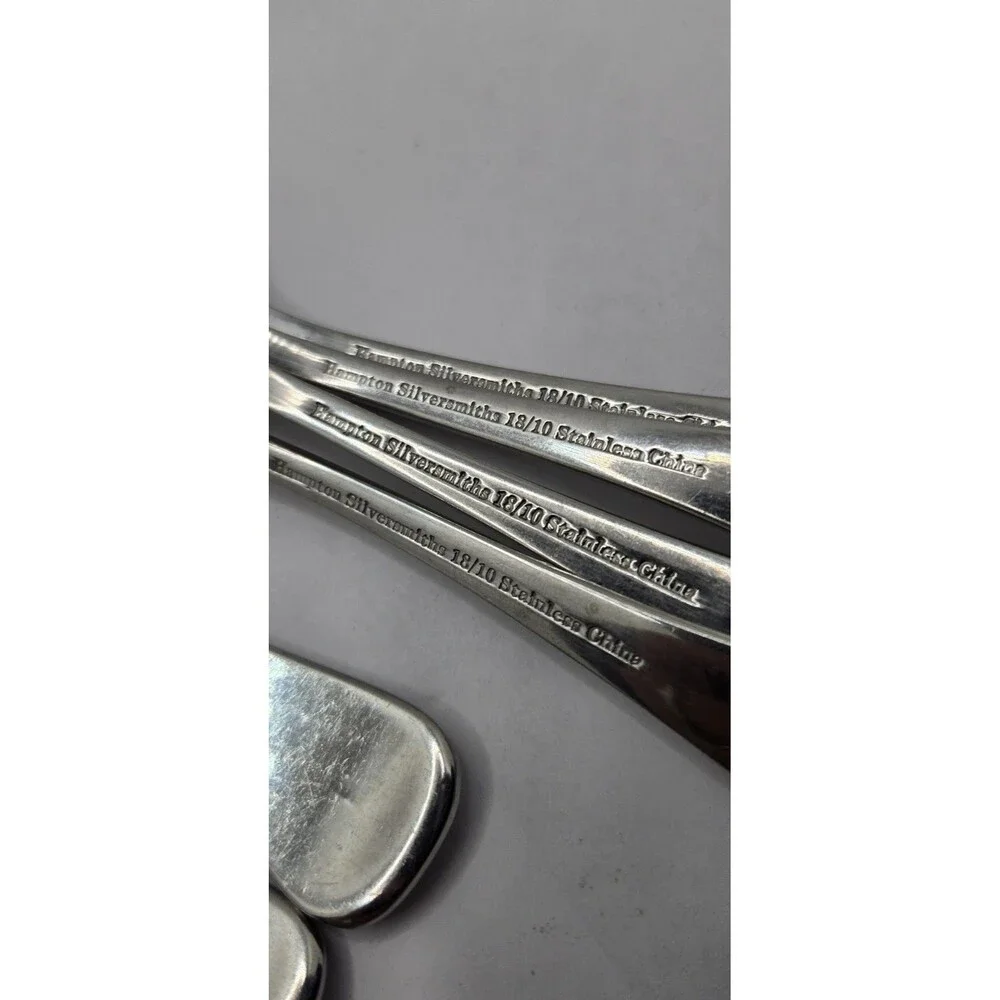 Hampton Silversmiths 20 Piece + Set Stainless Steel Flatware